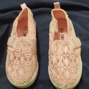 Swiggles Pink Lace Kids Sneakers